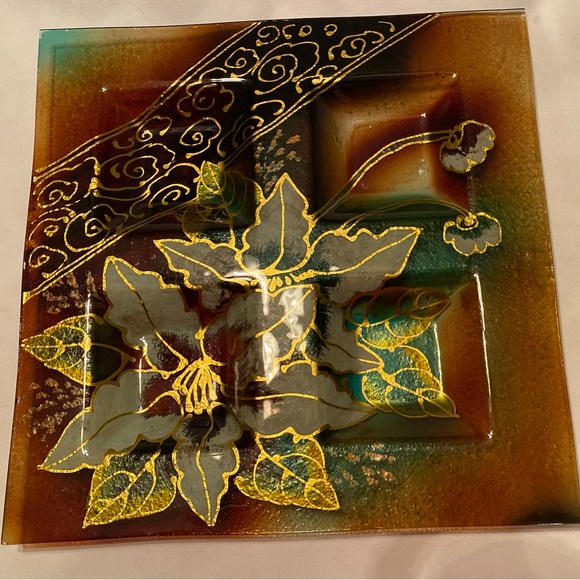 Gorgeous Desti Design Glass Divided Serving Dish - Picture 2 of 6